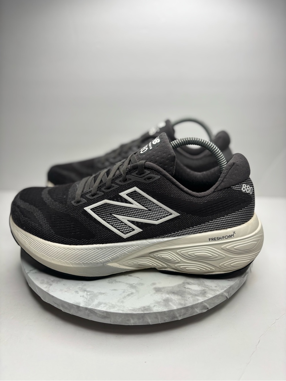 Size 8 Men 9.5 Women - New Balance Fresh Foam X 880v15 Black White Reflection